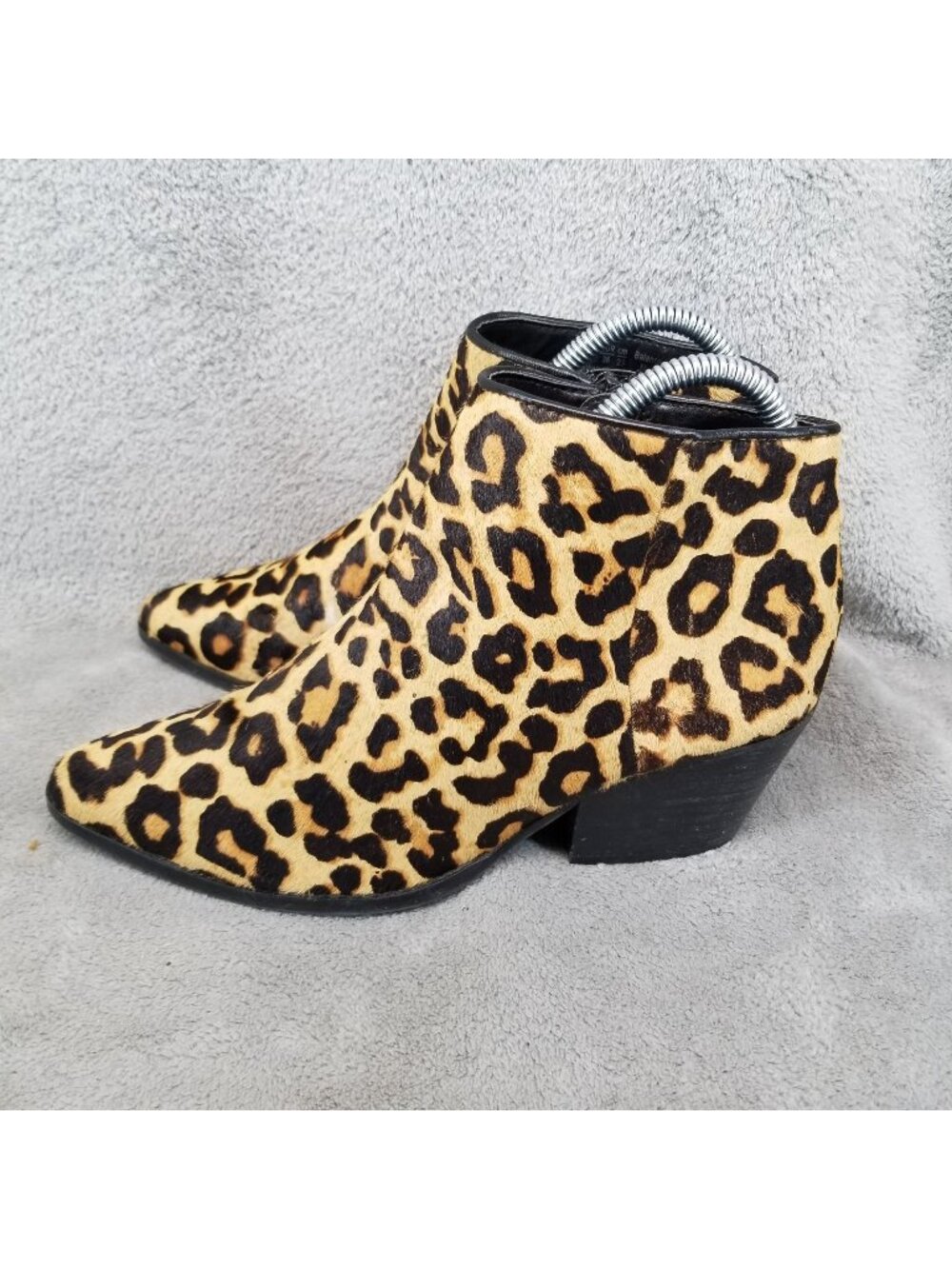 Bleecker & Bond Shoes Womens Size 6 Leopard Print Side Zip Ankle Boots *Read*
